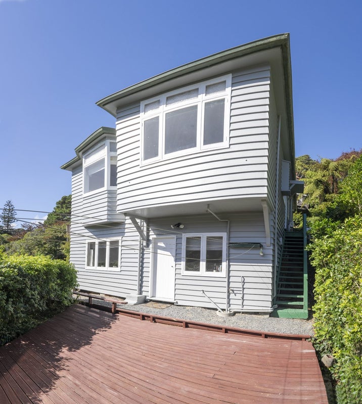 34 Moana Road, Kelburn, Wellington - Carousel 1