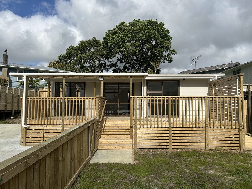 62 Kamara Road, Glen Eden, Auckland - Carousel 1