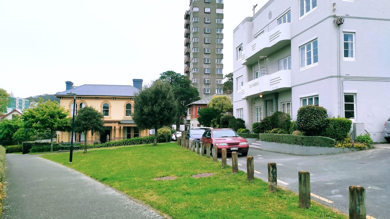 3/4 Oak Park Avenue, Te Aro, Wellington - Carousel 19
