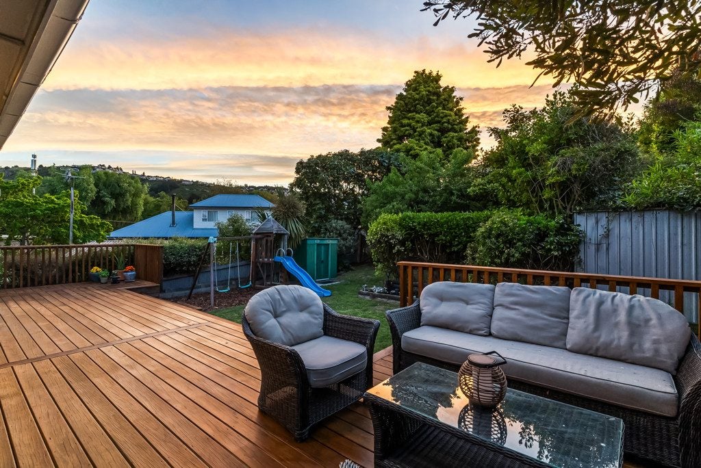 61A Eastern Terrace, Beckenham, Christchurch - Carousel 2
