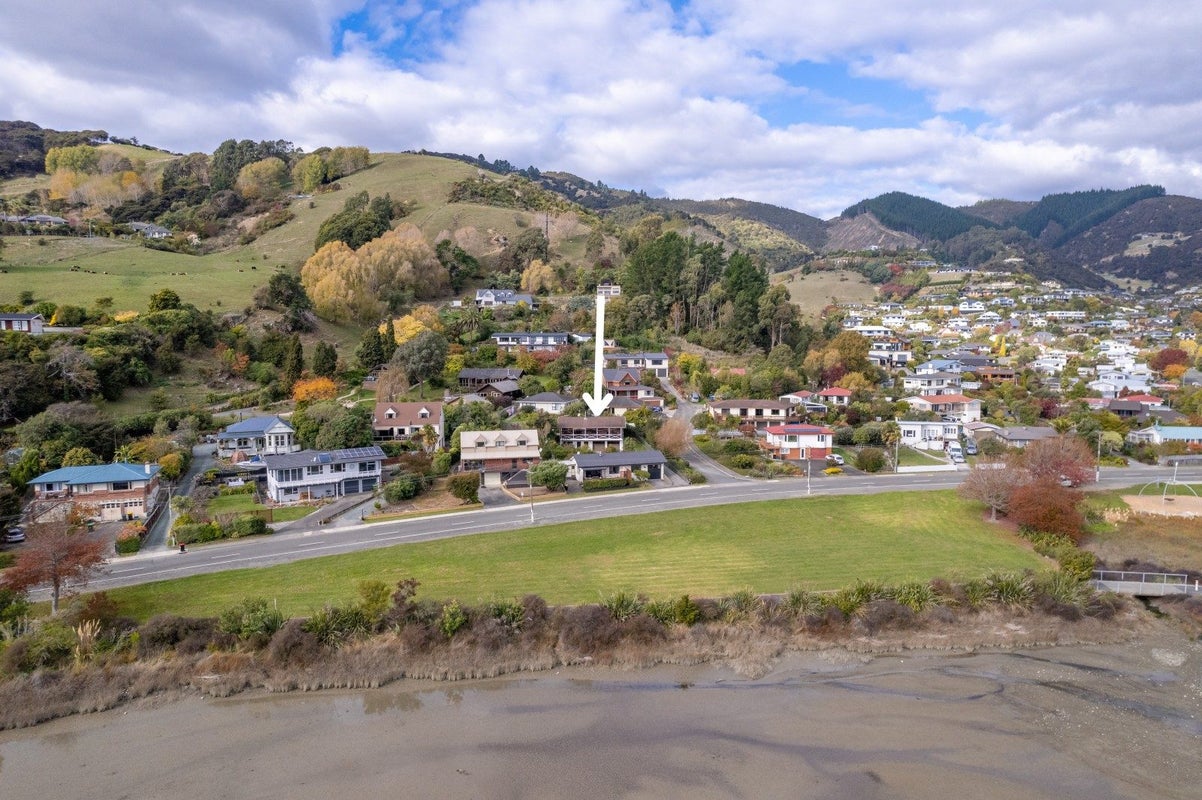 2/698 ATAWHAI Crescent, Atawhai, Nelson - Carousel 26