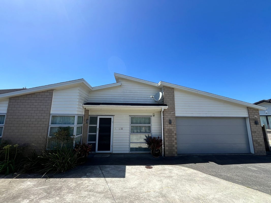 22 Helianthus Avenue, Flat Bush, Auckland - Carousel 1