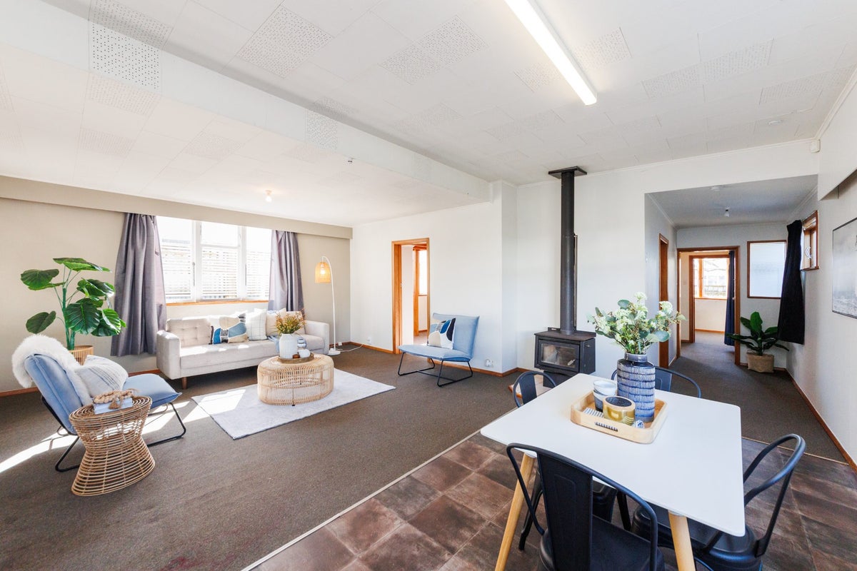 22 Worcester Street, West End, Palmerston North - Carousel 2