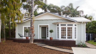 13 Greenwoods Close, Titirangi, Auckland - Carousel 1
