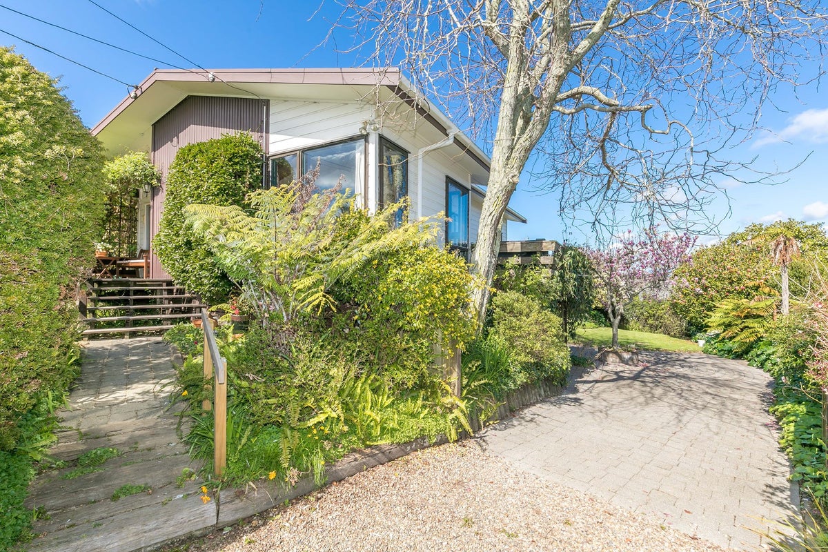 189 Newcastle Road, Nawton, Hamilton - Carousel 2