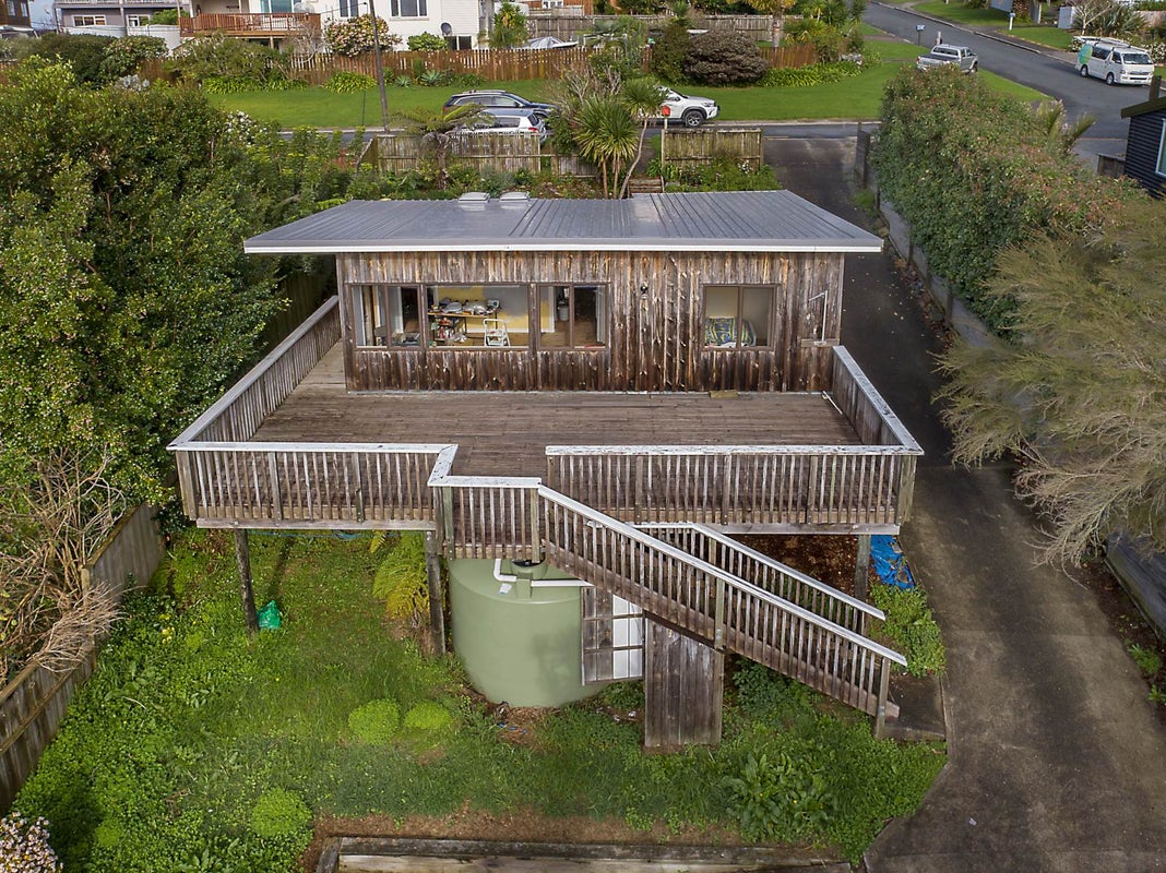72 Stillwater Crescent, Stillwater, Silverdale - Carousel 2