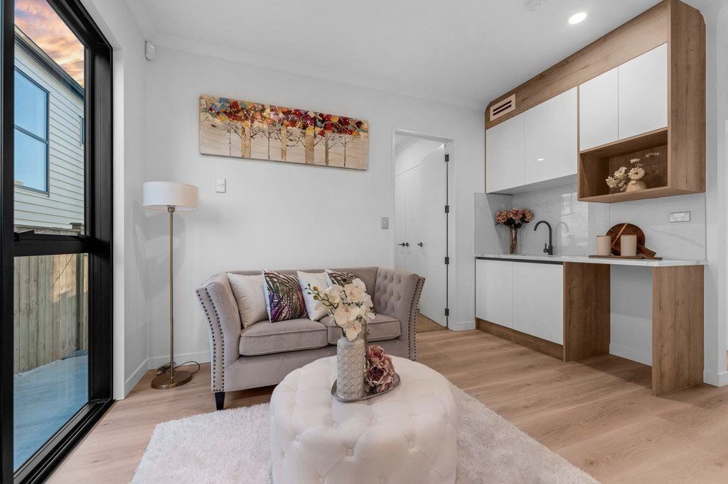 130 McQuoids Road, Flat Bush, Auckland - Carousel 2