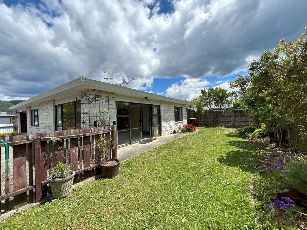 5A Sovereign Street, The Wood, Nelson - Carousel 1