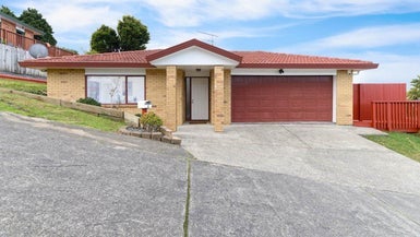 8 Shah Place, Glen Eden, Auckland - Carousel 1