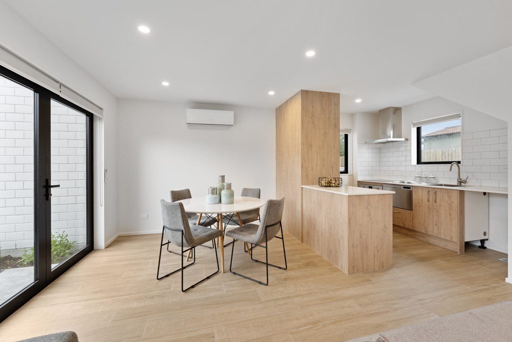 3/17 Hornbrook Street, Waltham, Christchurch - Carousel 1