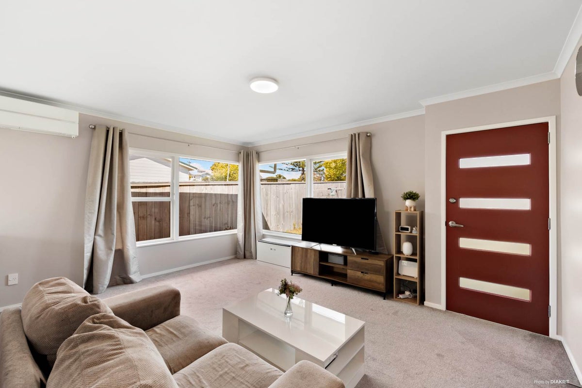 95A Verbena Road, Birkdale, Auckland - Carousel 2