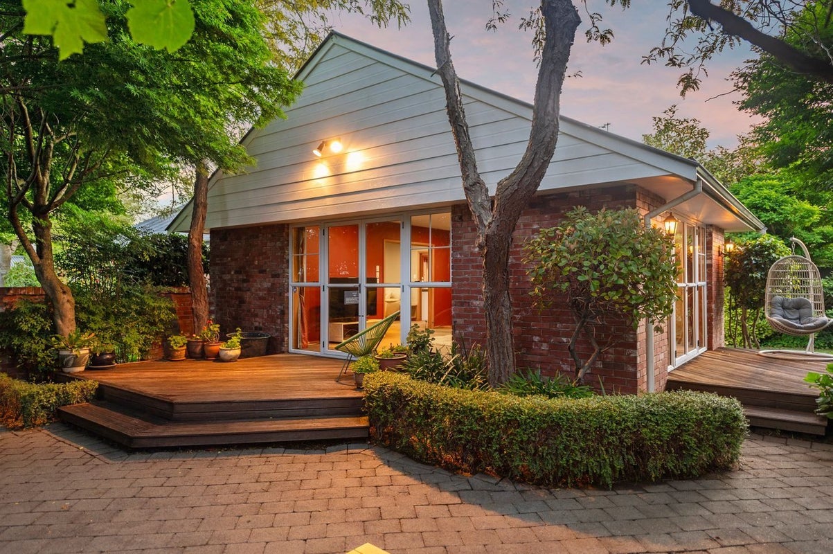 4 Raxworthy Street, Ilam, Christchurch - Carousel 2