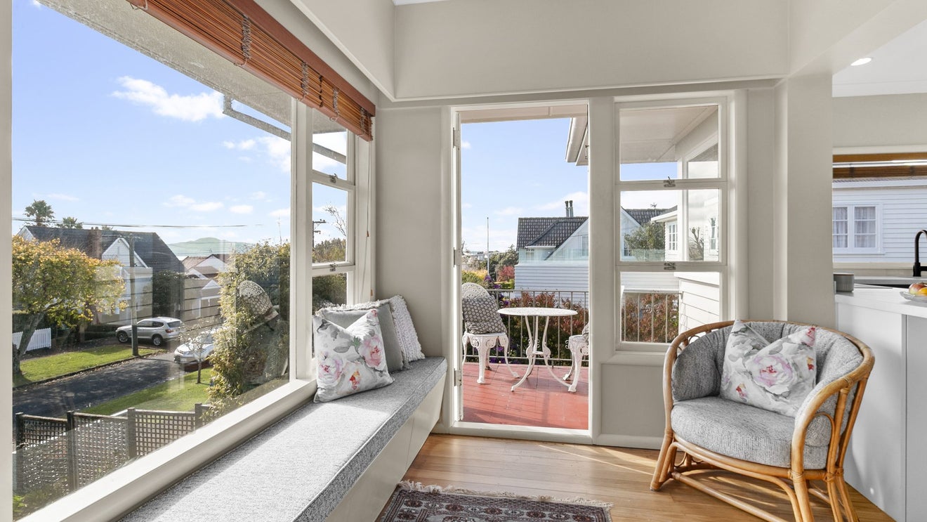24 Dudley Road, Mission Bay, Auckland - Carousel 1