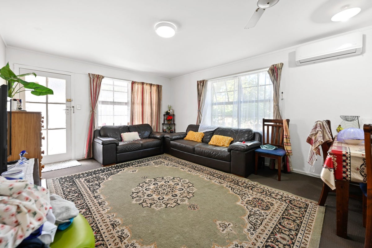 1/877 Heaphy Terrace, Claudelands, Hamilton - Carousel 2