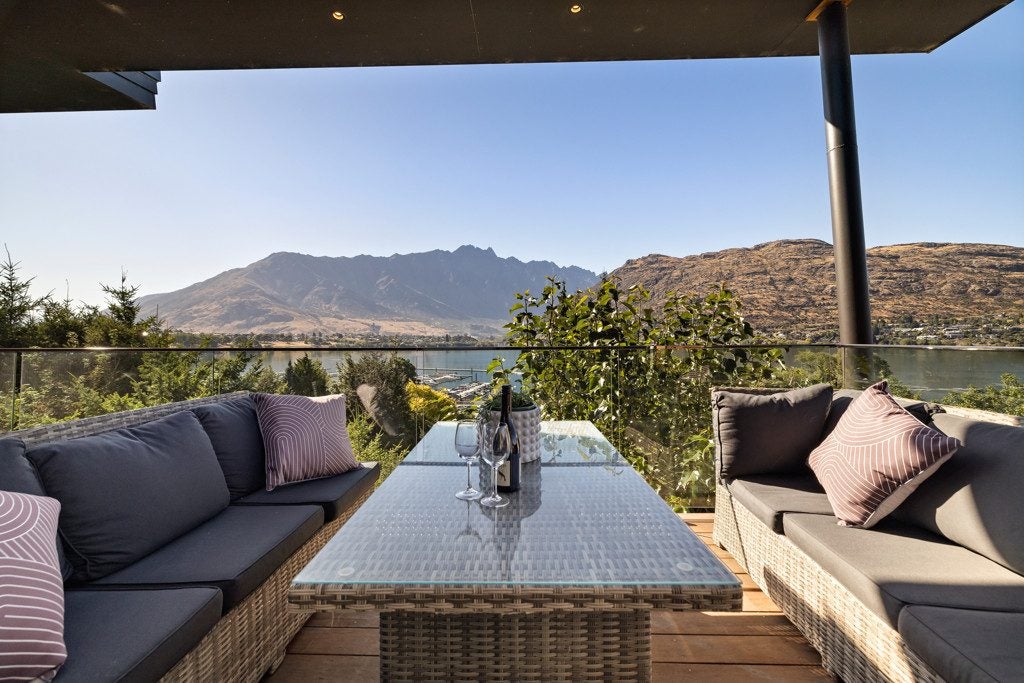 10 Livingstone Lane, Frankton, Queenstown - Carousel 1