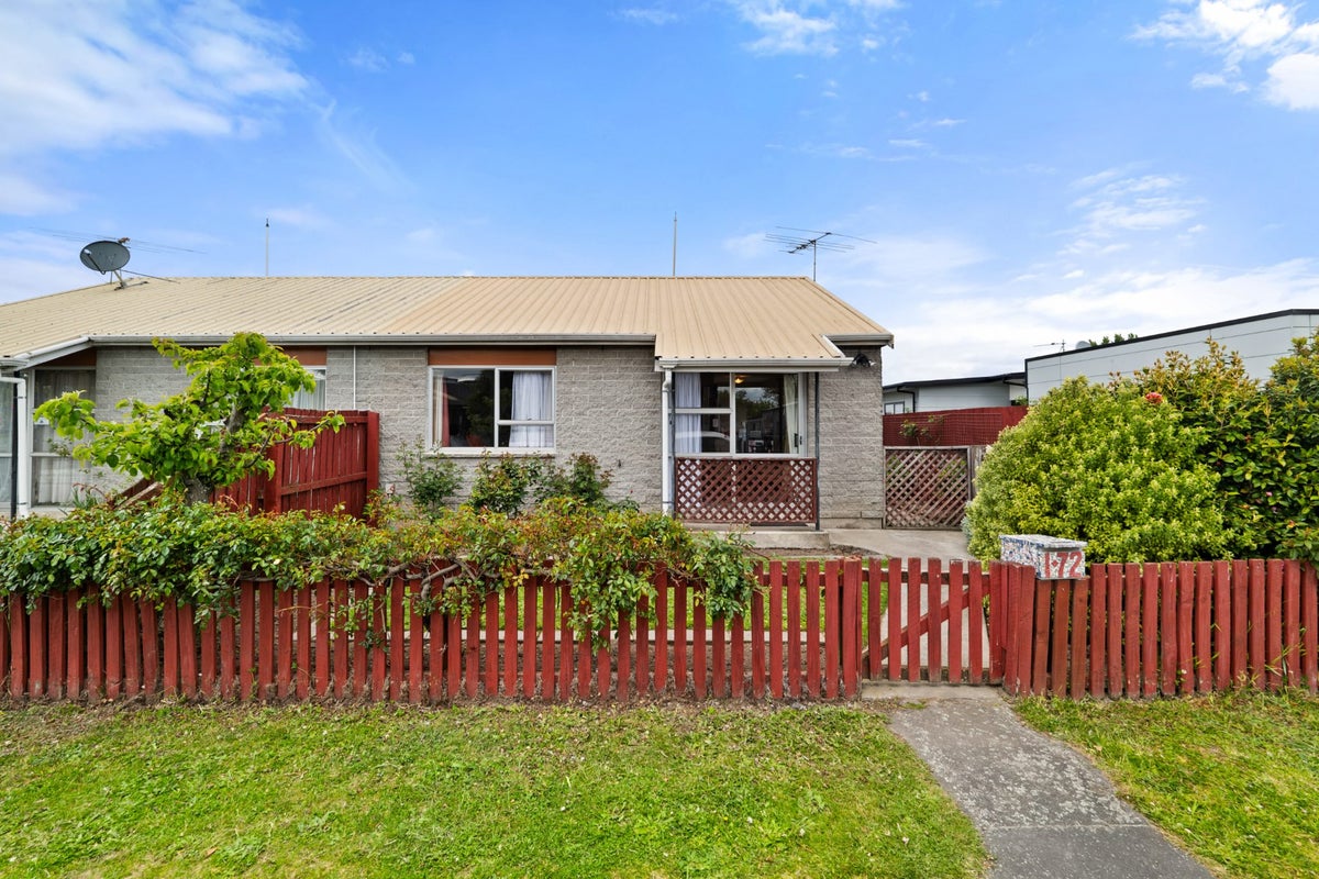 1/72 Ward Street, Addington, Christchurch - Carousel 1