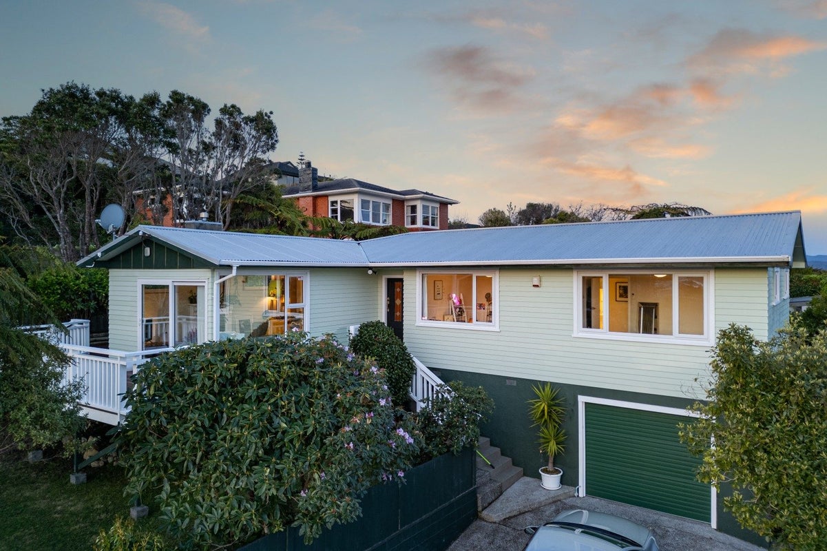 34A Poto Road, Normandale, Lower Hutt - Carousel 22