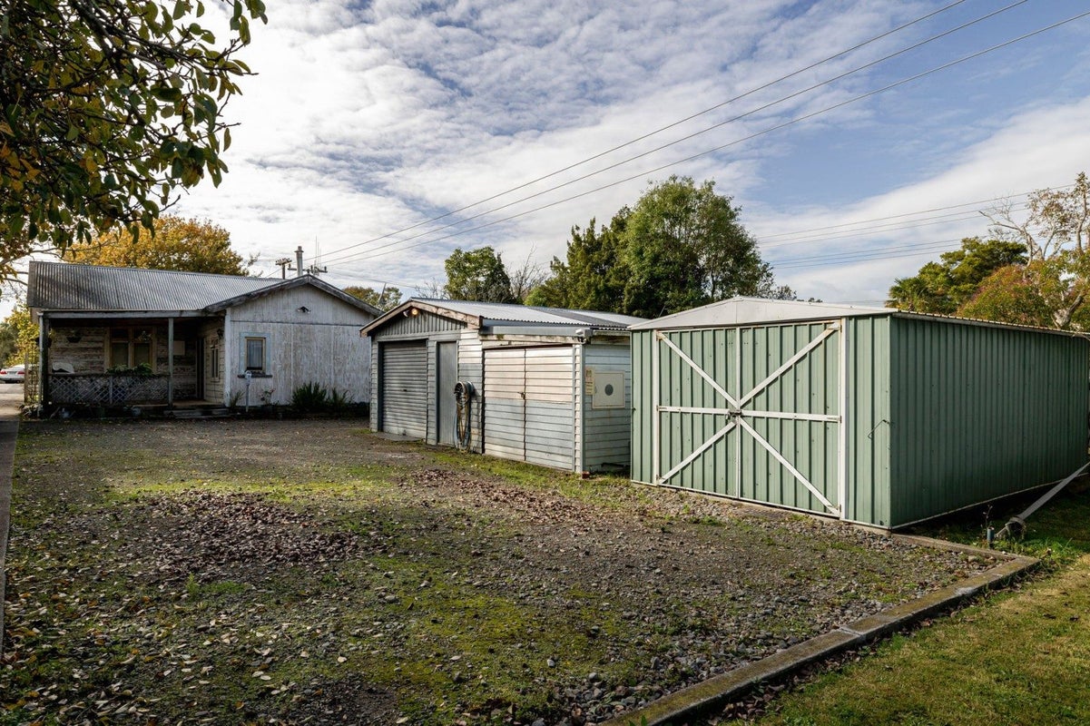 22 Baring Street, Bunnythorpe, Palmerston North - Carousel 19