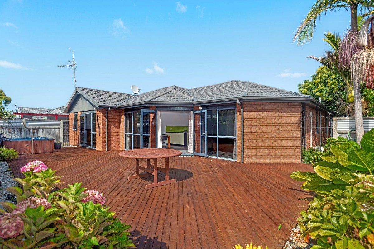 163A Clifford Street, Whataupoko, Gisborne - Carousel 1