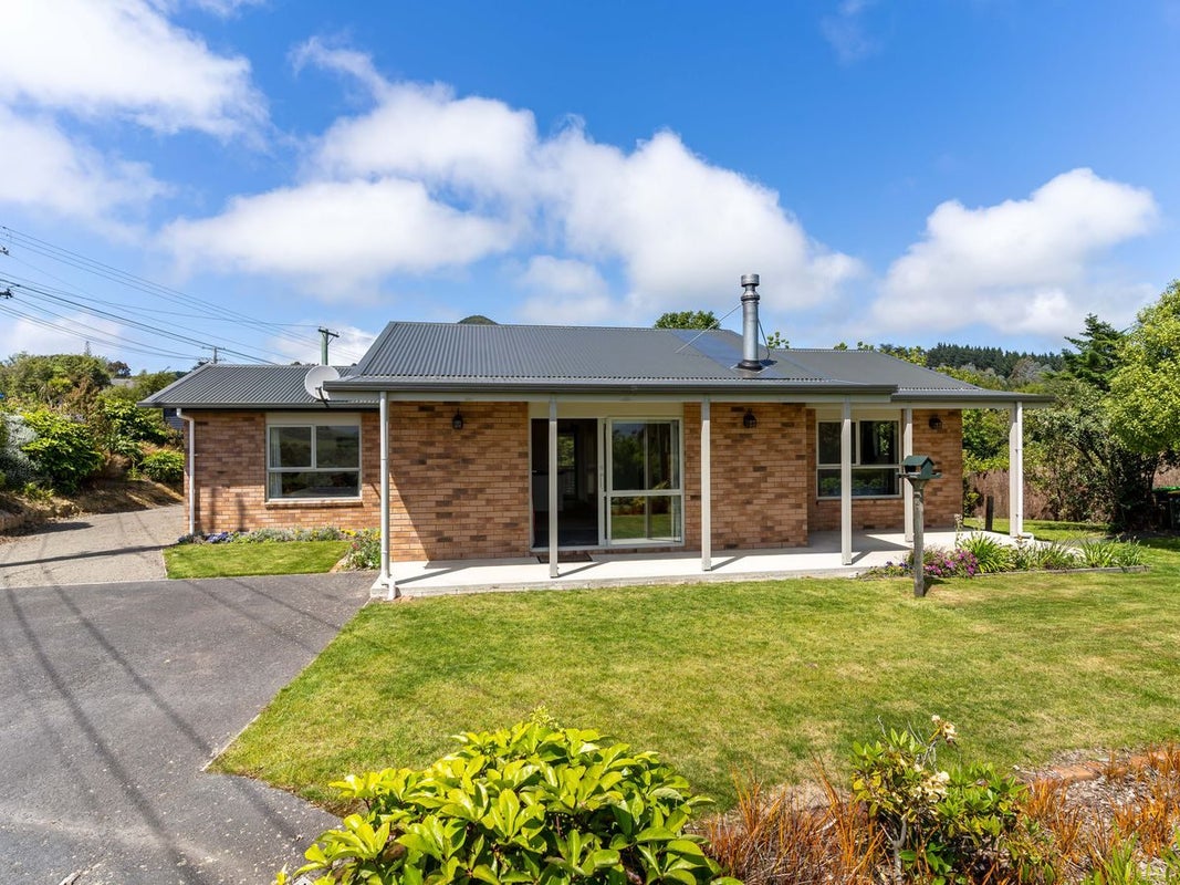26 Seaton Road, Portobello, Dunedin - Carousel 21