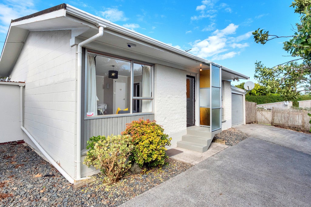 3/4 Wellesley Road, Mangere Bridge, Auckland - Carousel 2