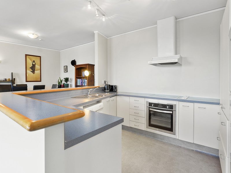 7A/16 Kent Terrace, Mount Victoria, Wellington - Carousel 2