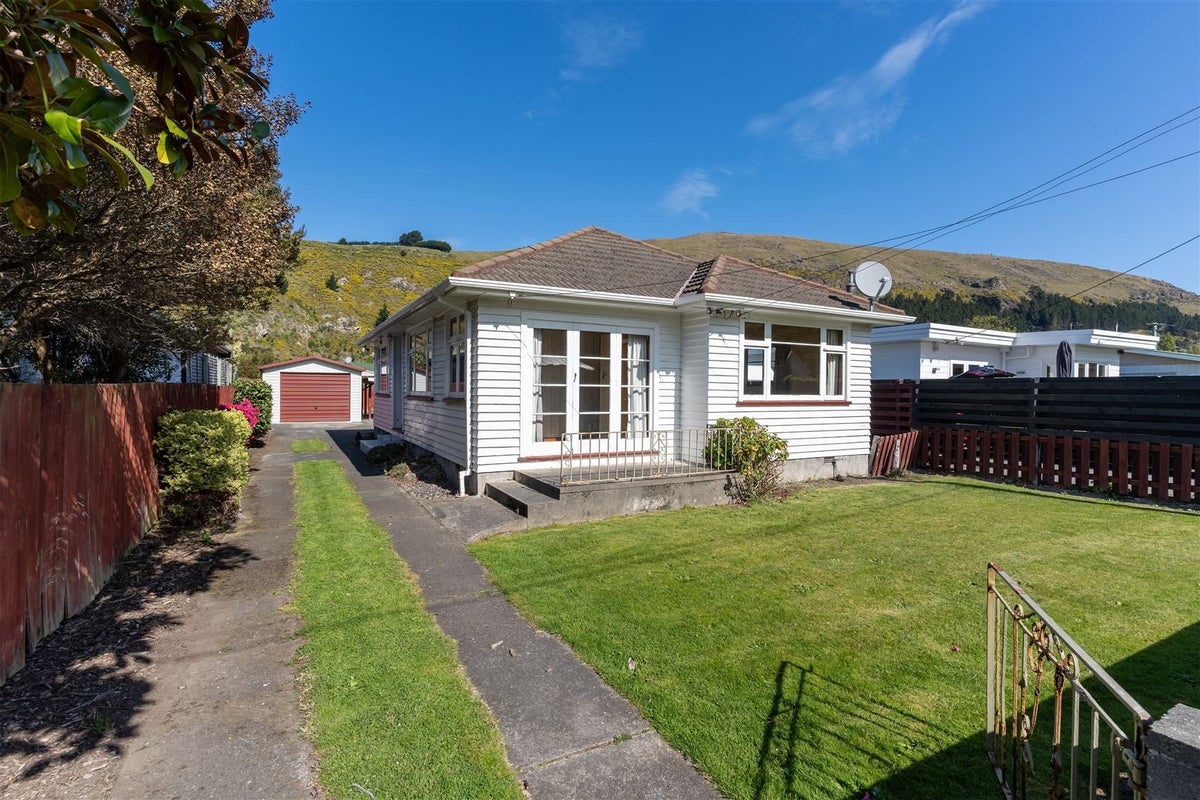 19 van Asch Street, Sumner, Christchurch - Carousel 1