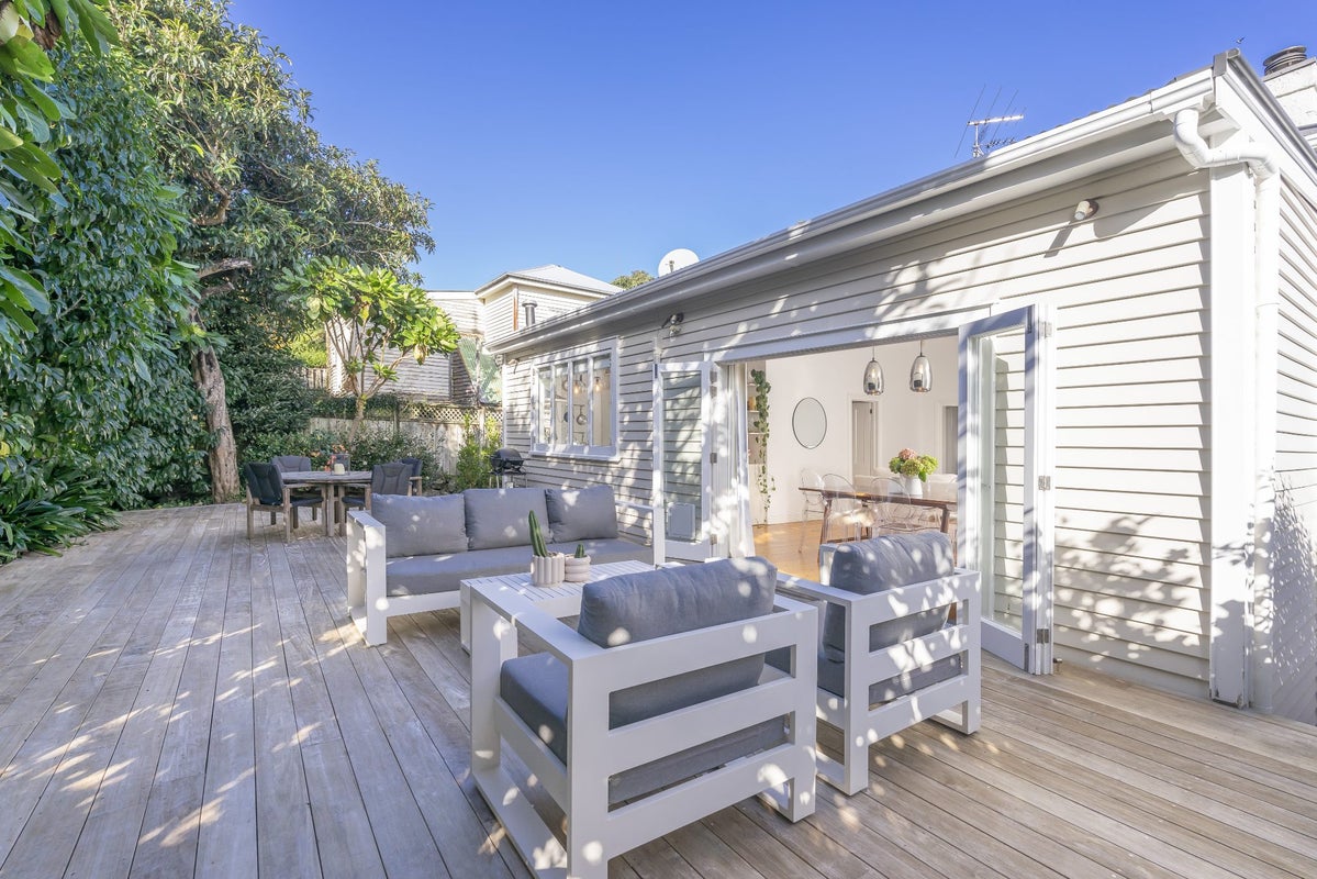 50 Milton Road, Mount Eden, Auckland - Carousel 2