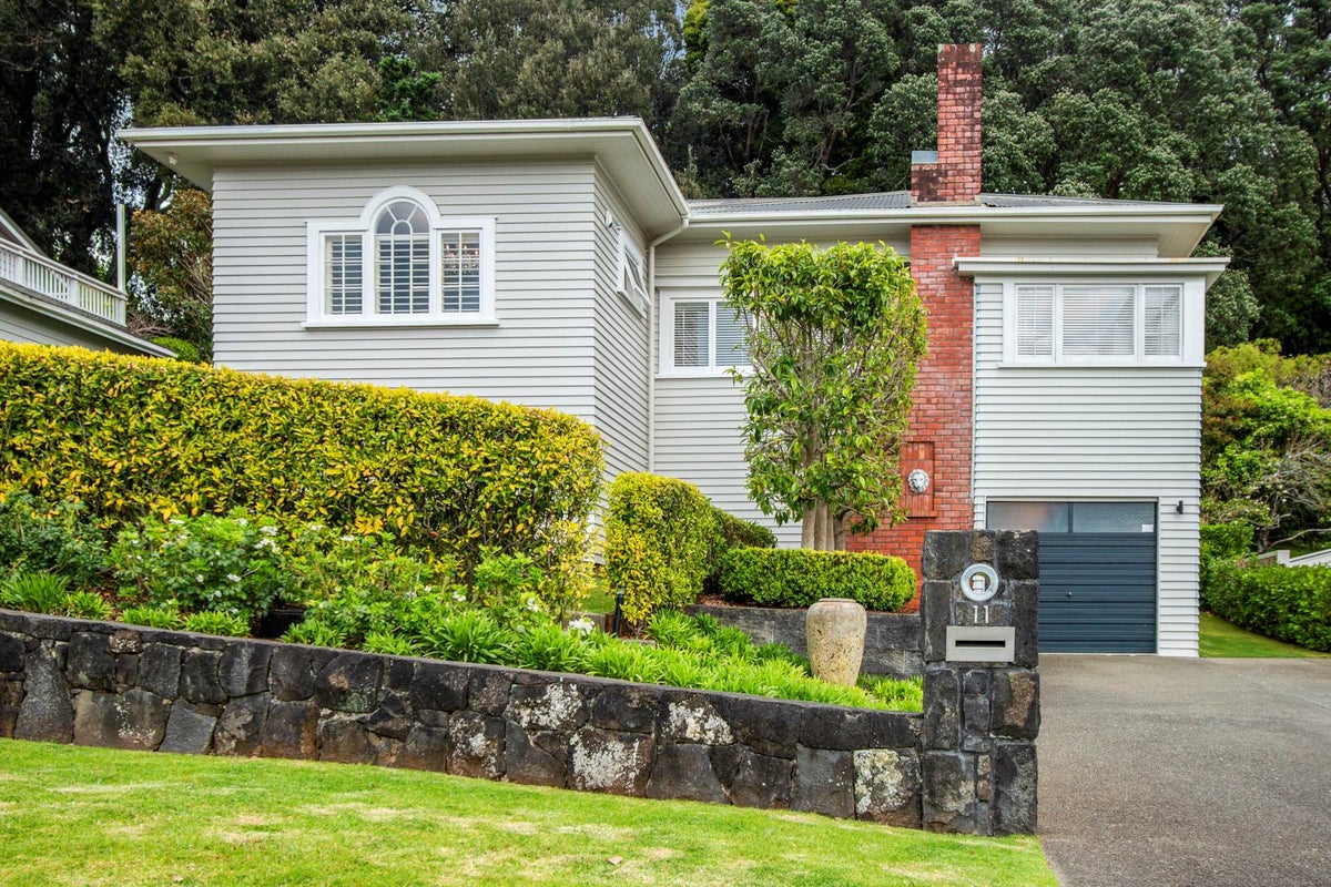 11 Budock Road, Hillsborough, Auckland - Carousel 2