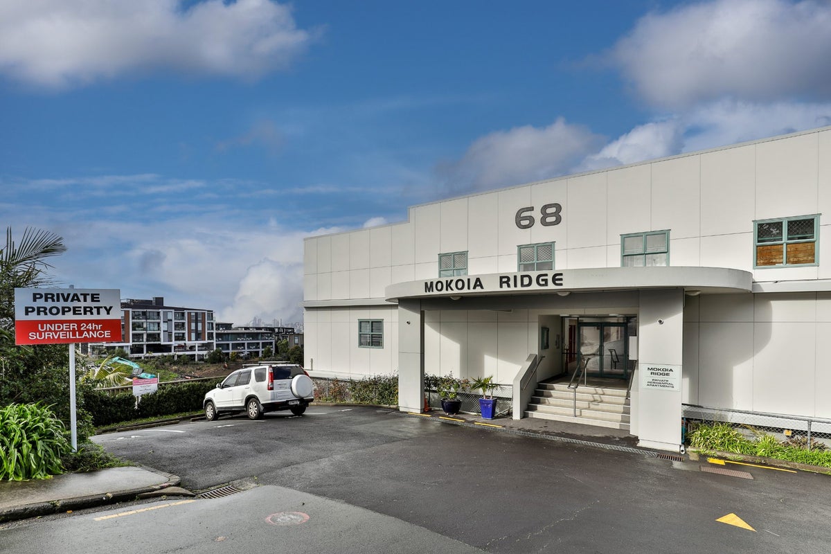 1A/68 Mokoia Road, Birkenhead, Auckland - Carousel 15