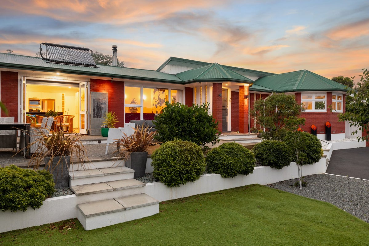 11 Mountbatten Street, New Brighton, Christchurch - Carousel 40