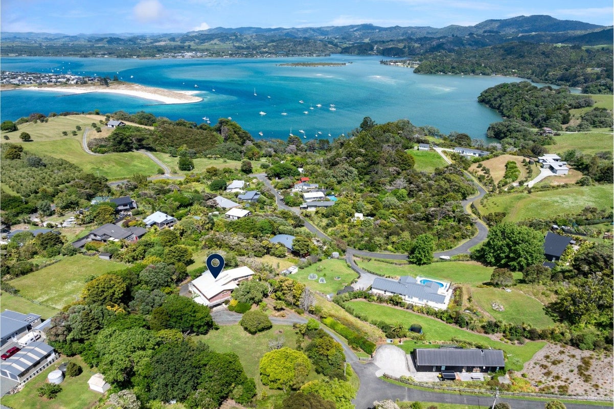130 Ti Point Road, Warkworth - Carousel 2