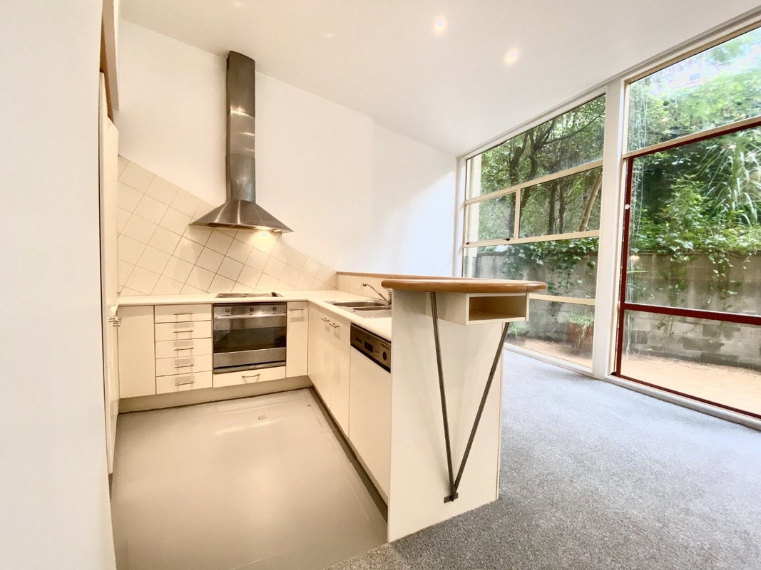 405/8 Church Street, Wellington Central, Wellington - Carousel 1