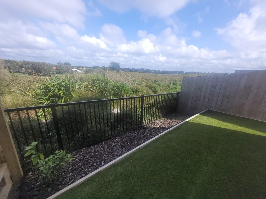 42 Matawhanga Drive, Wattle Downs, Auckland - Carousel 16