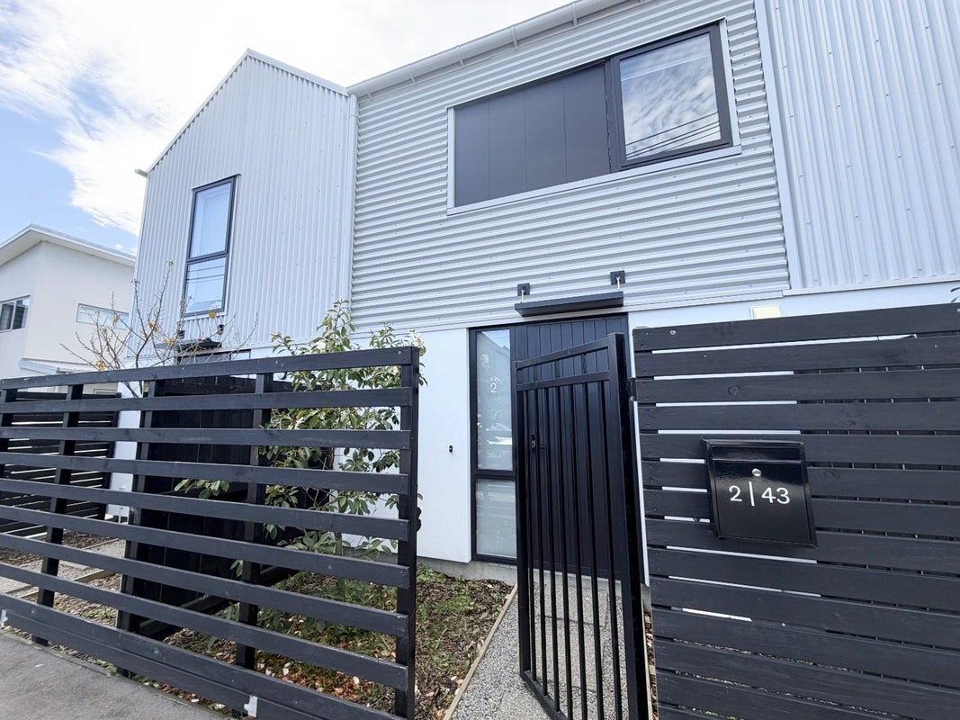 2/43 Dickens Street, Addington, Christchurch - Carousel 1