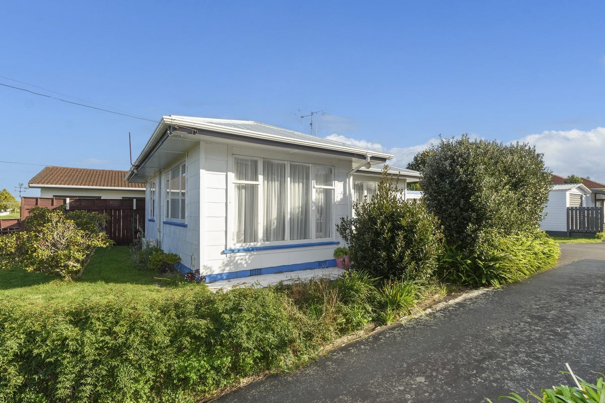 79A Greerton Road, Gate Pa, Tauranga - Carousel 1