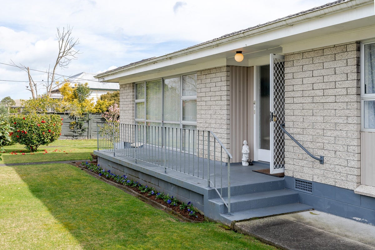 93B Alfred Street, Fairfield, Hamilton, Waikato - Carousel 20