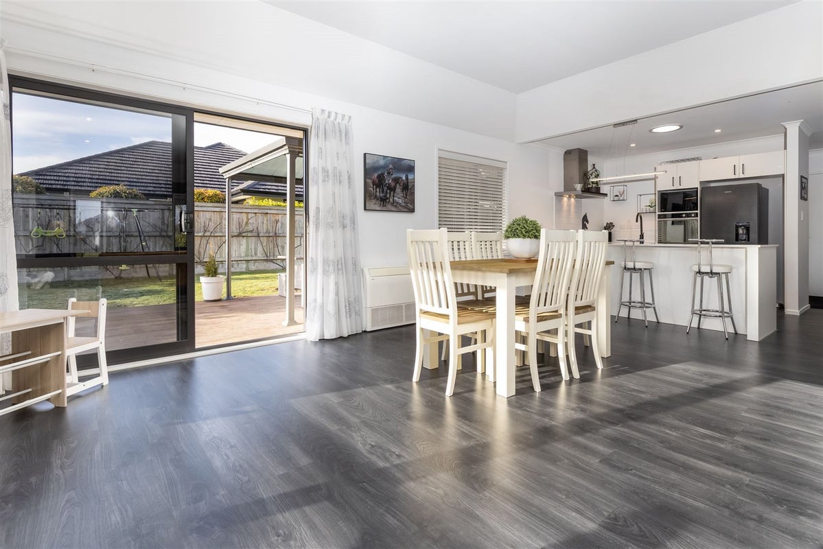 135 Taylor Pass Road, Witherlea, Blenheim - Carousel 2