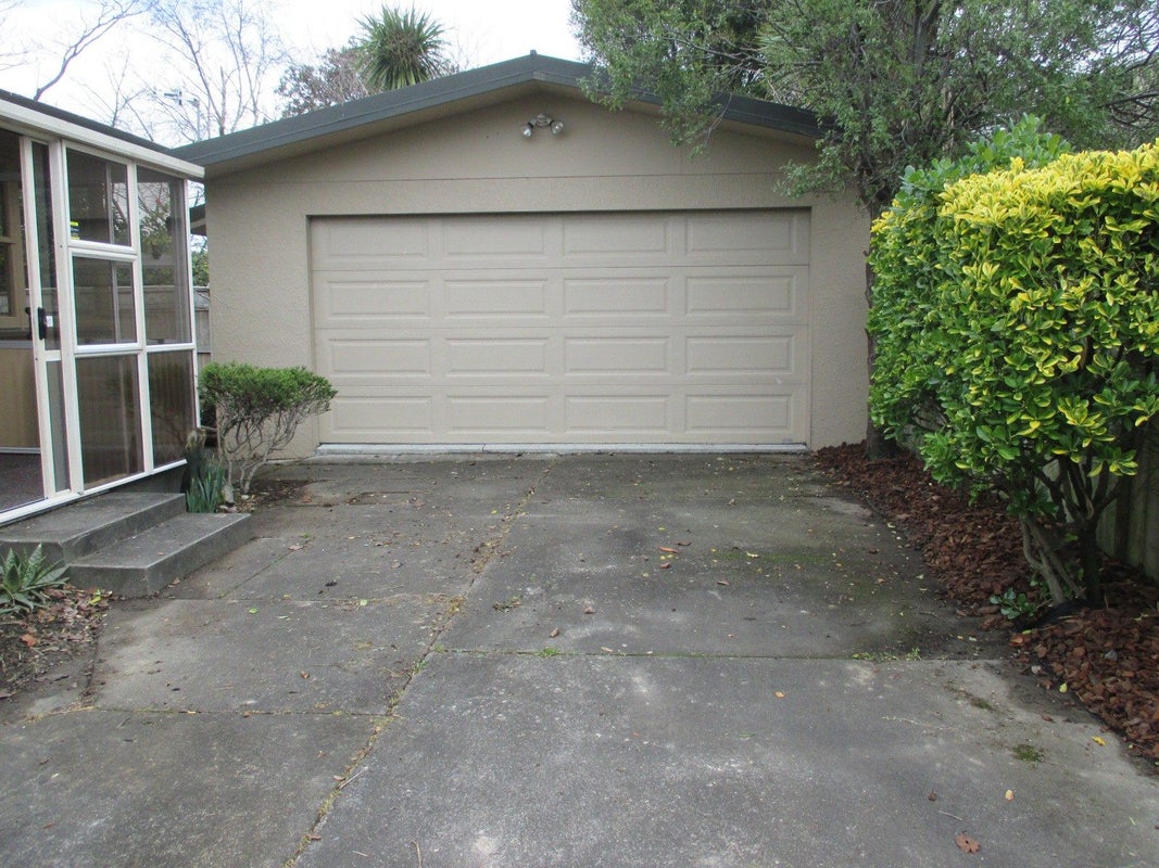 1 Luton Street, Hokowhitu, Palmerston North - Carousel 11
