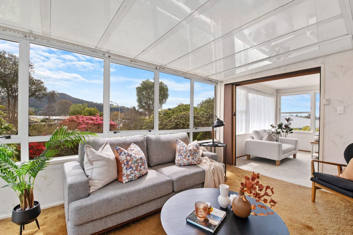 3 Corinth Place, Sunnybrook, Rotorua - Carousel 1