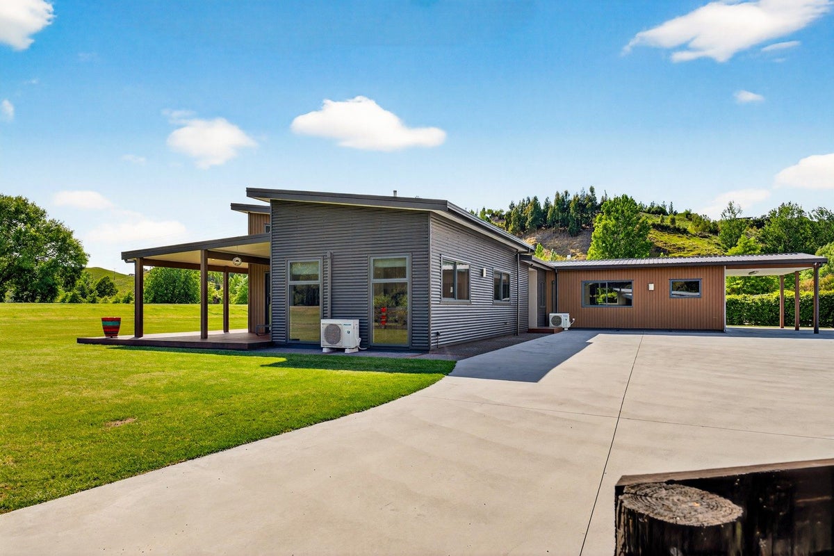 624 Puketitiri Road, Puketapu, Napier - Carousel 31