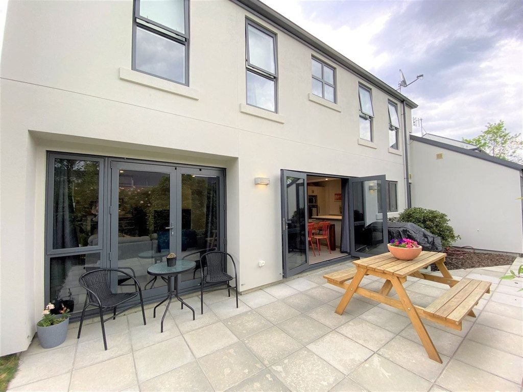 2/118 Bishop Street, St Albans, Christchurch - Carousel 2