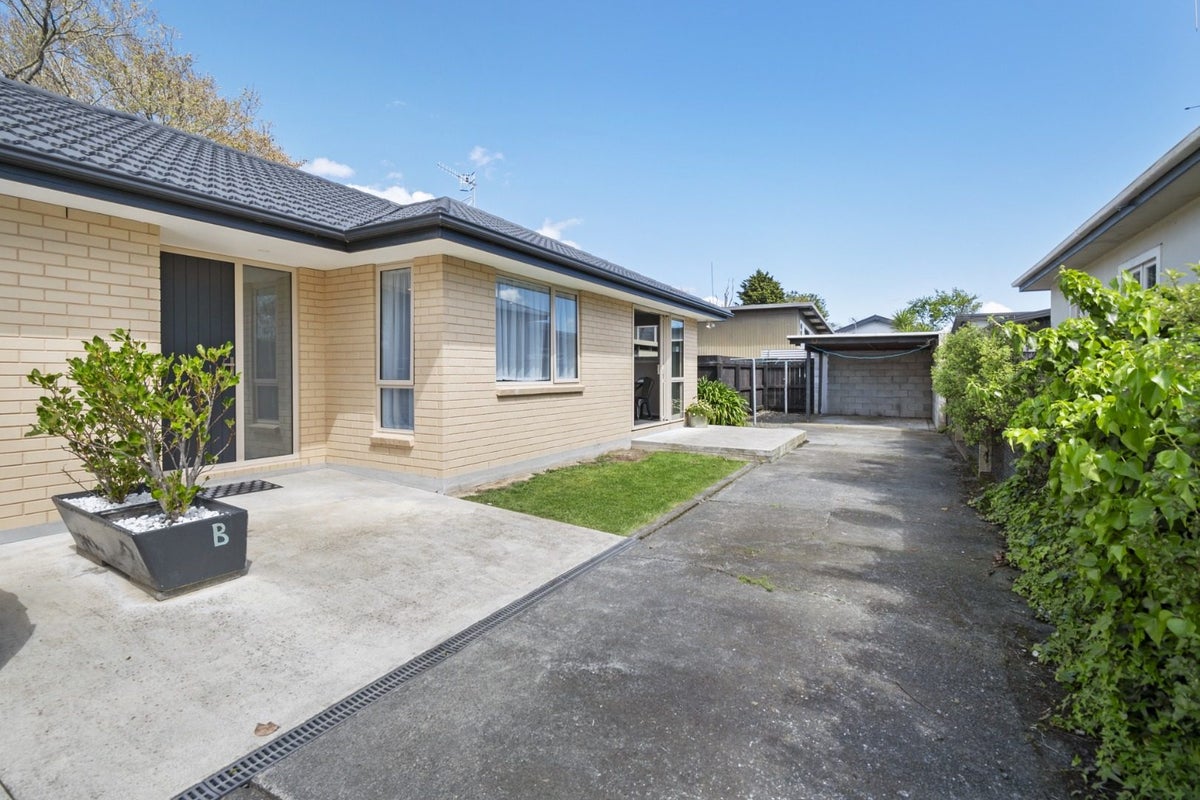 30 Ngaio Street, West End, Palmerston North - Carousel 1