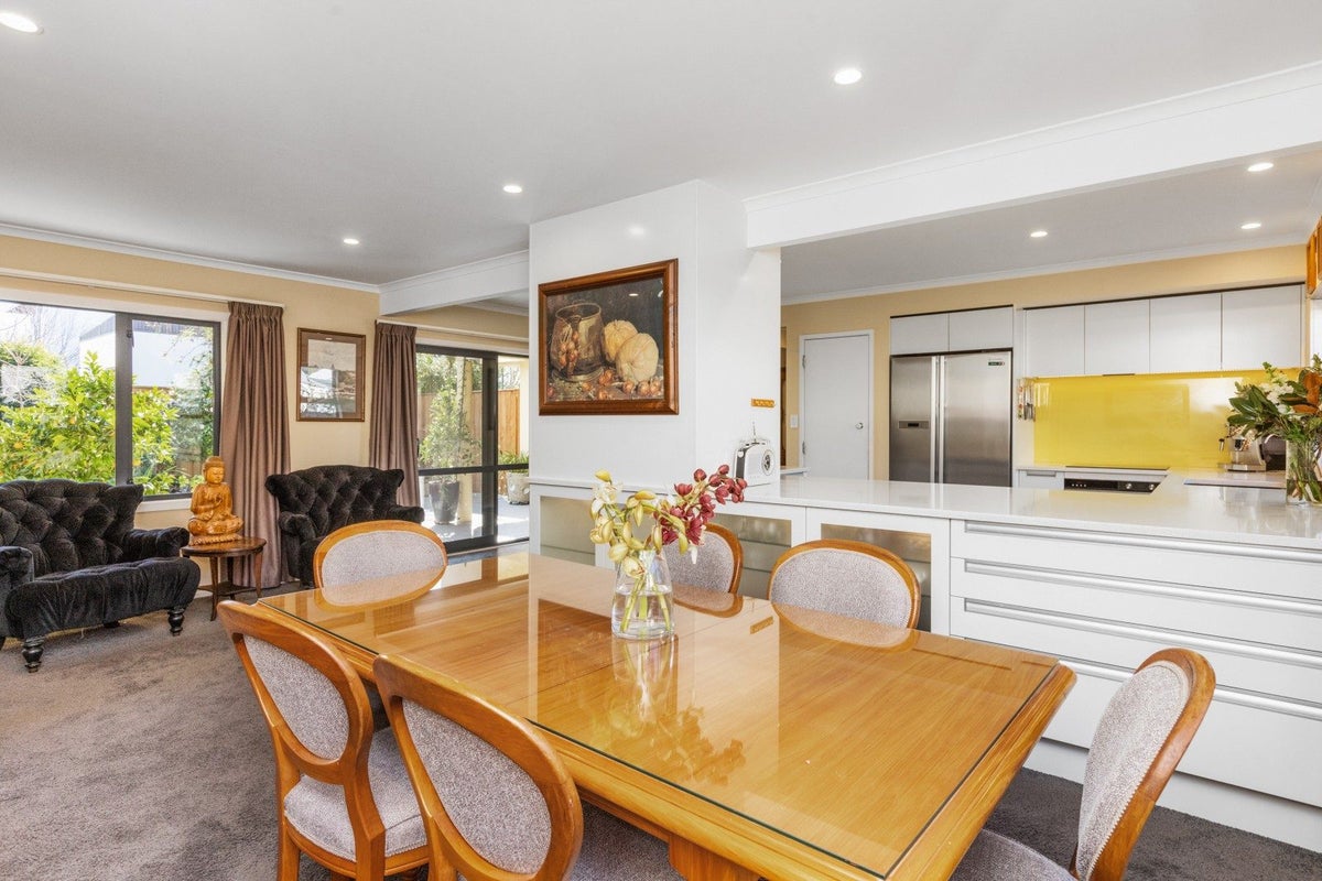 3 James Street, Westshore, Napier - Carousel 1