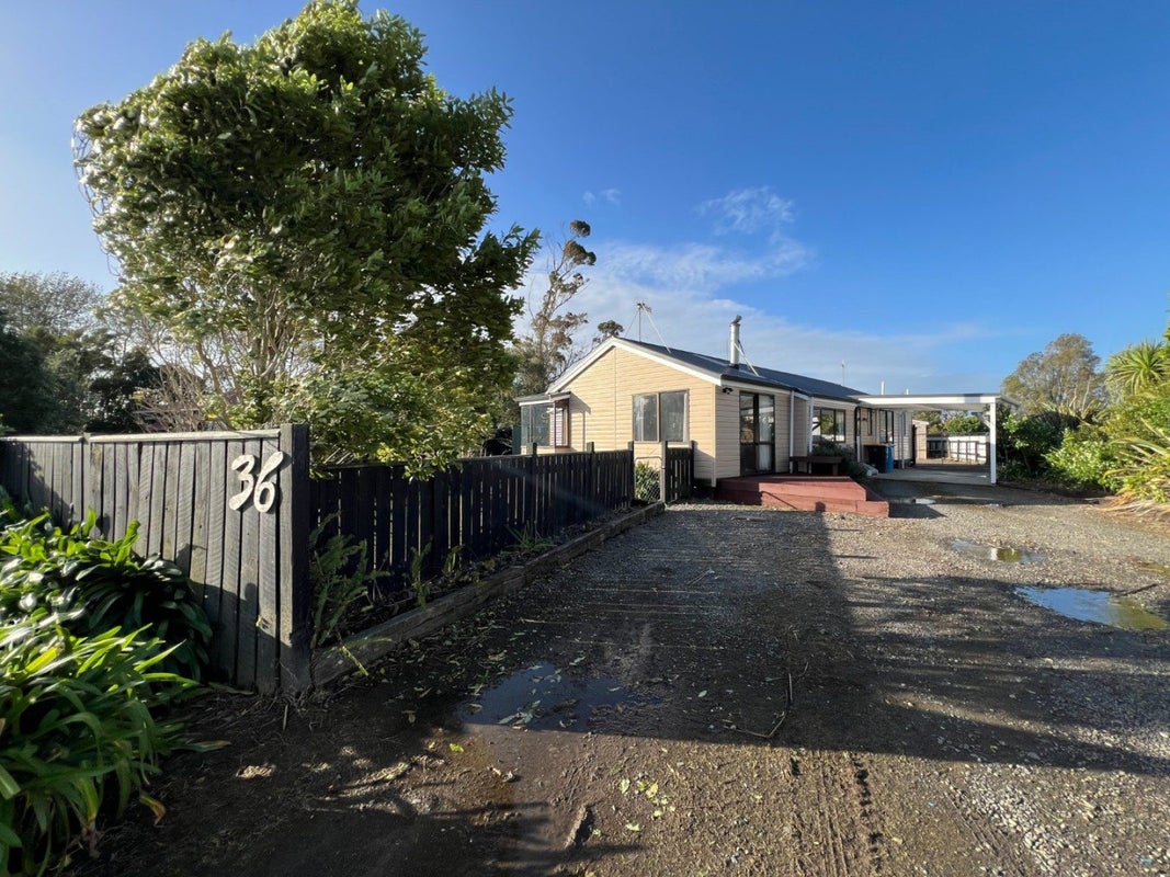36 Karaka Street, Tokomaru, Palmerston North - Carousel 1