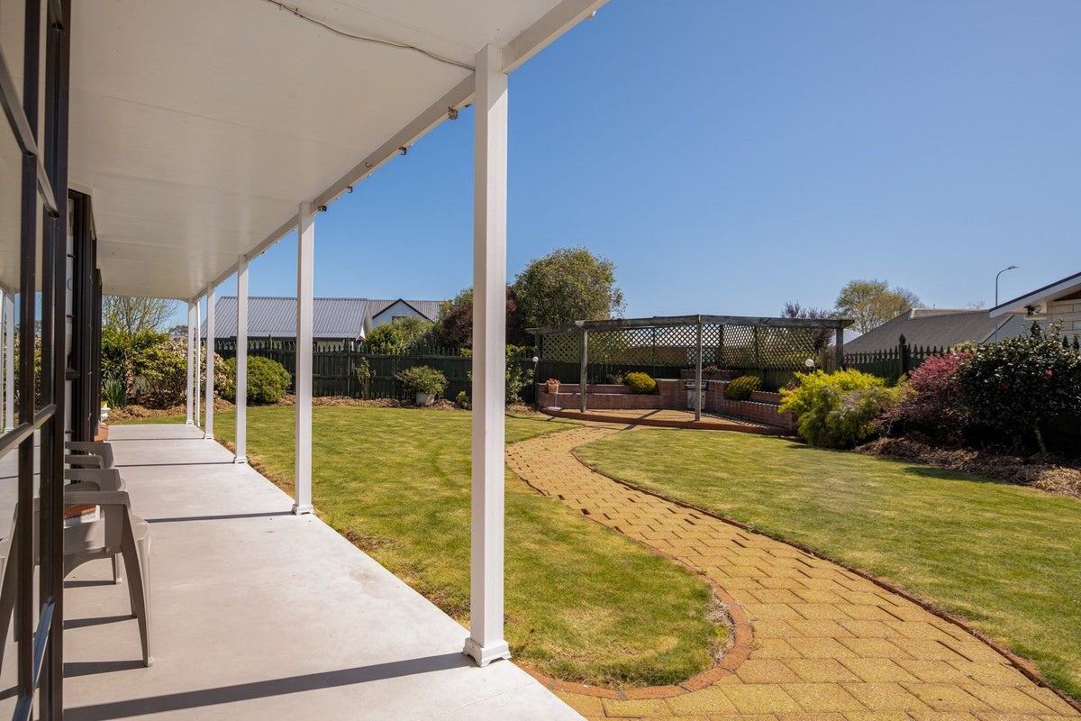 28 Westhaven Place, Redwoodtown, Blenheim - Carousel 2