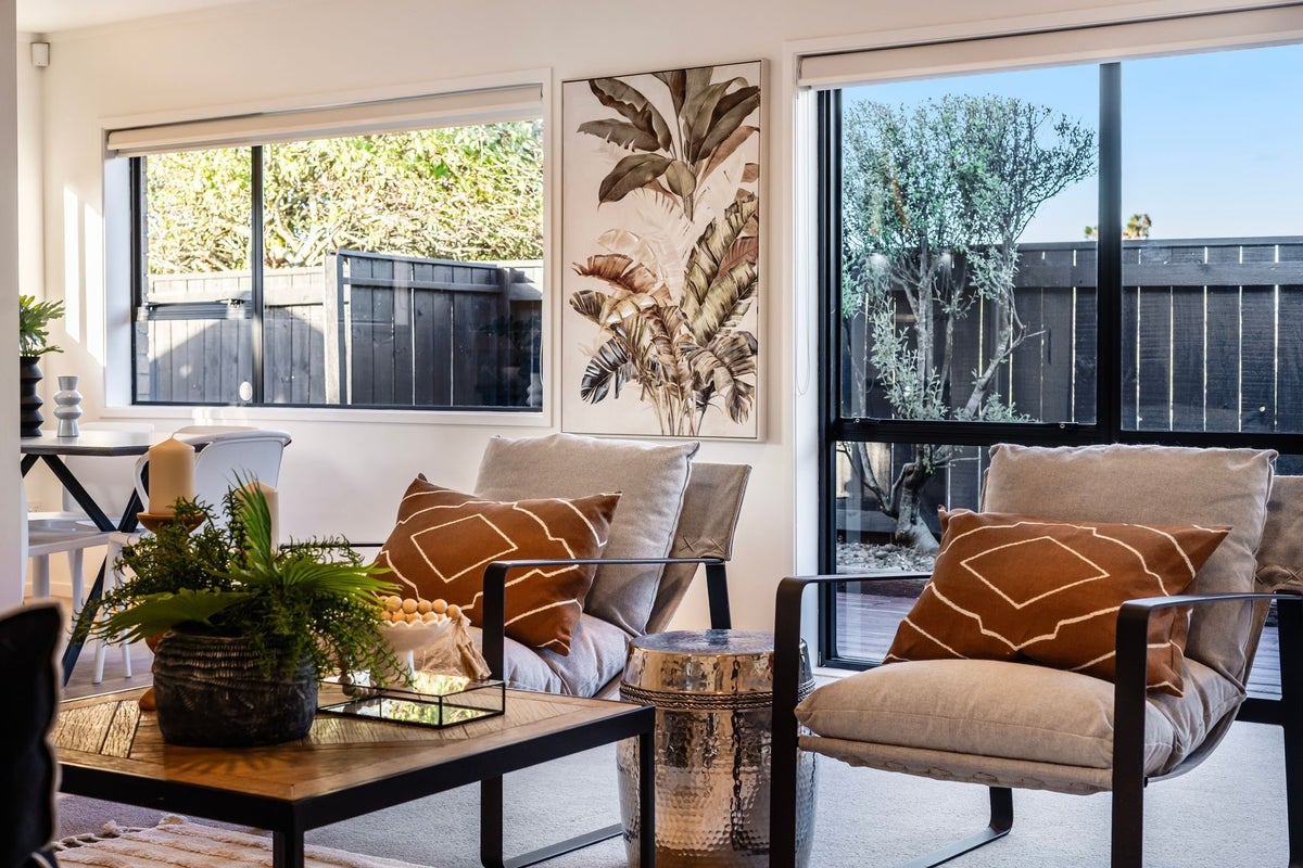 84B Panorama Road, Mount Wellington, Auckland - Carousel 2