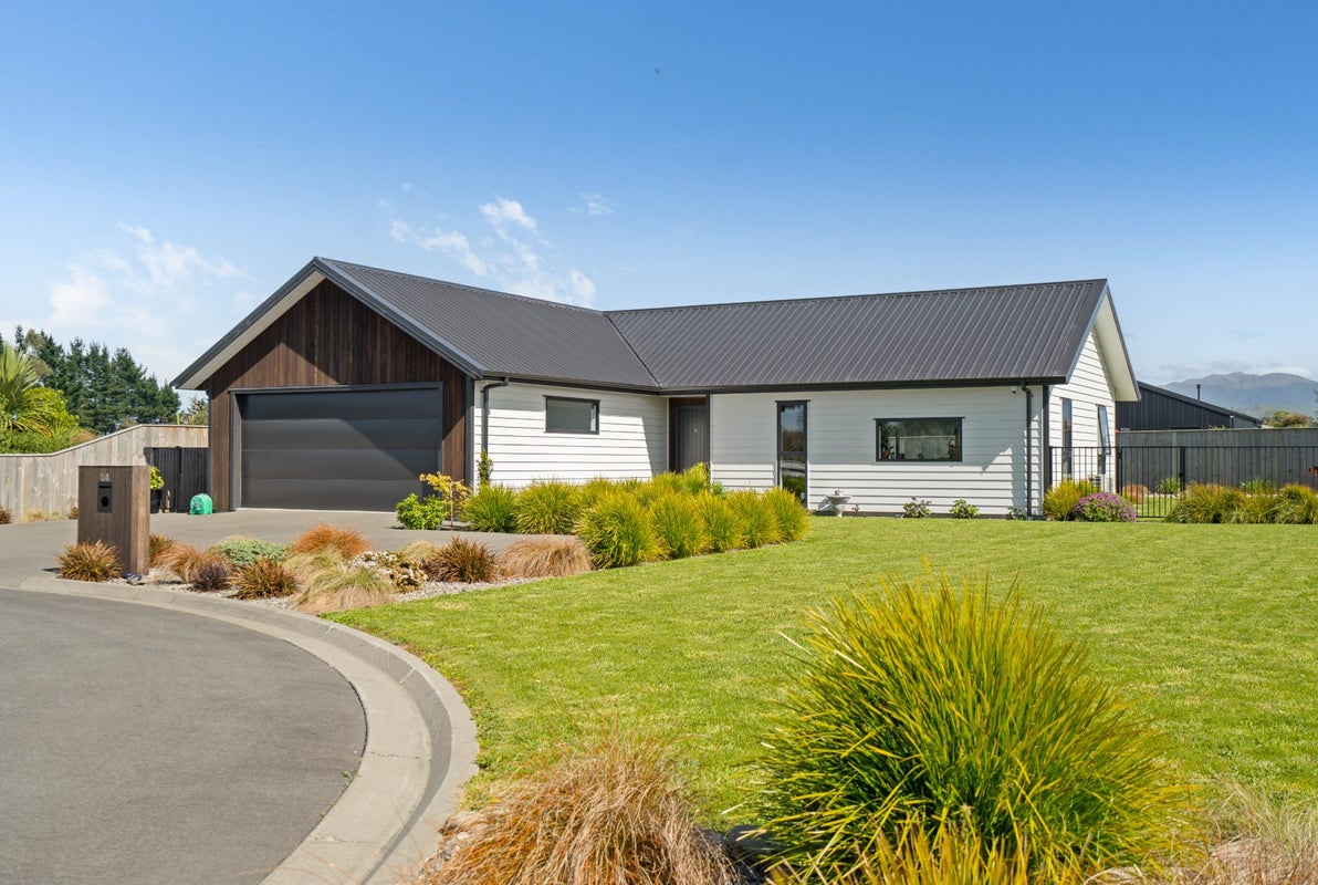 14 Plum Tree Lane, Solway, Masterton - Carousel 1