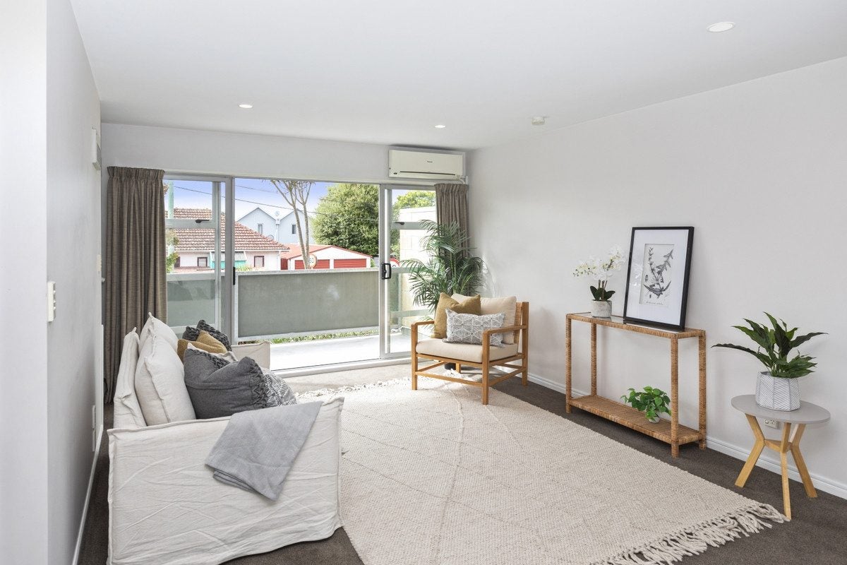 132 Purchas Street, Edgeware, Christchurch - Carousel 1