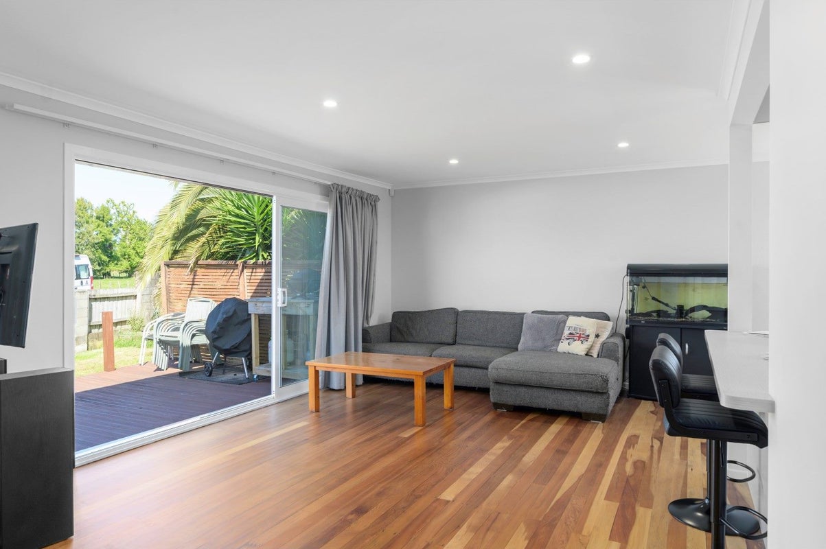 106 Saxbys Road, Deanwell, Hamilton - Carousel 2